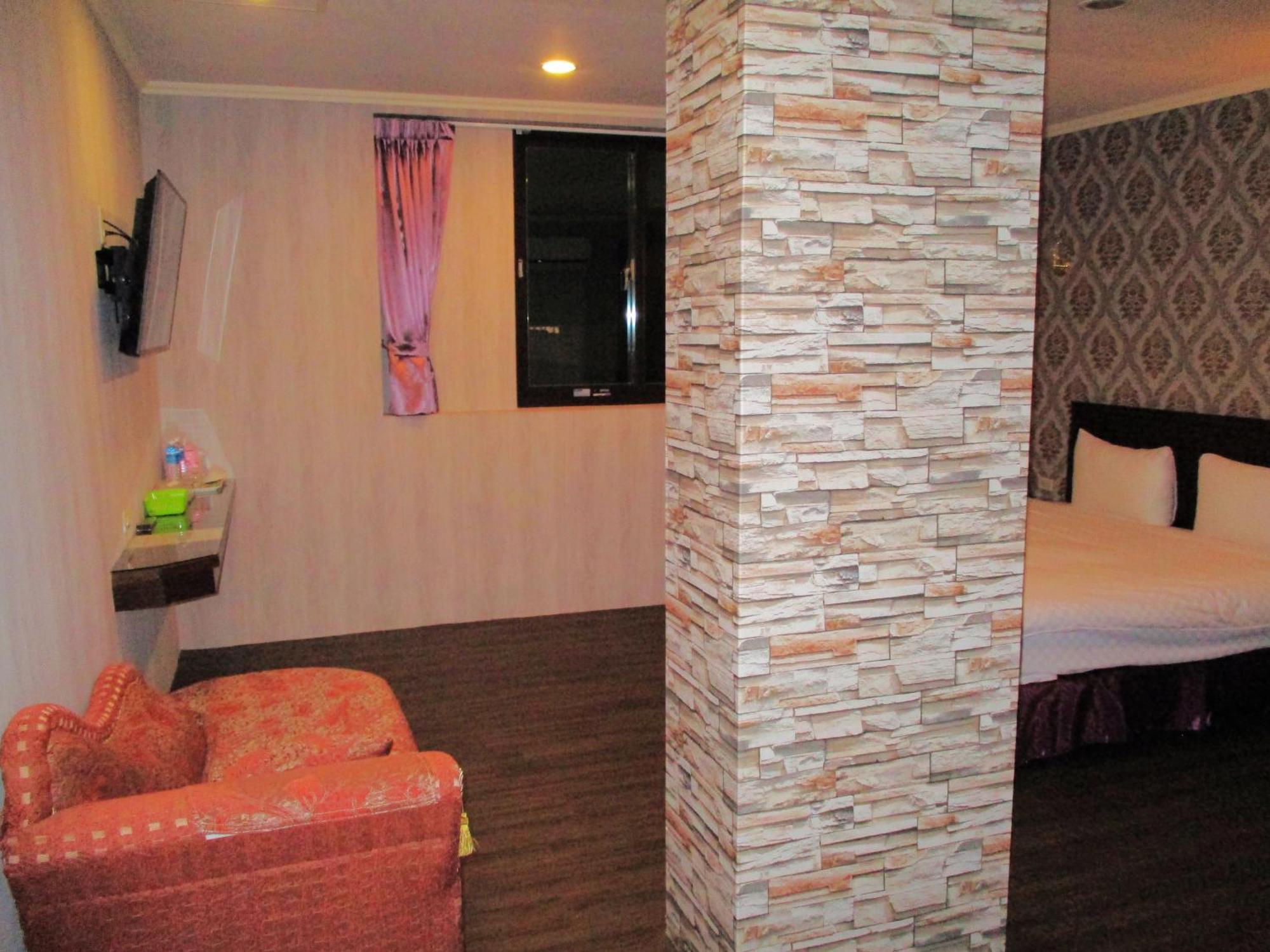 欣悅商務旅店 Hotel Toufen Bagian luar foto