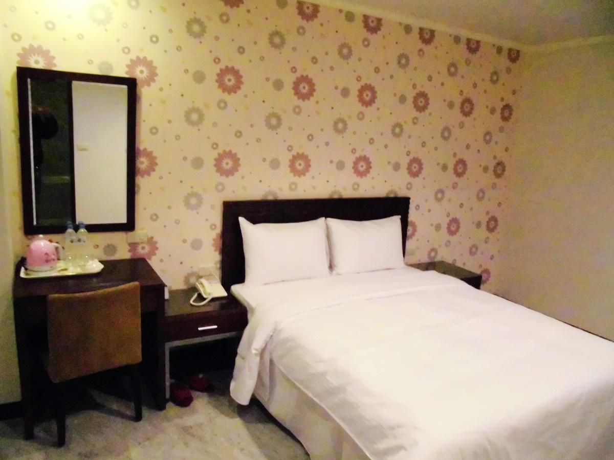 欣悅商務旅店 Hotel Toufen Bagian luar foto